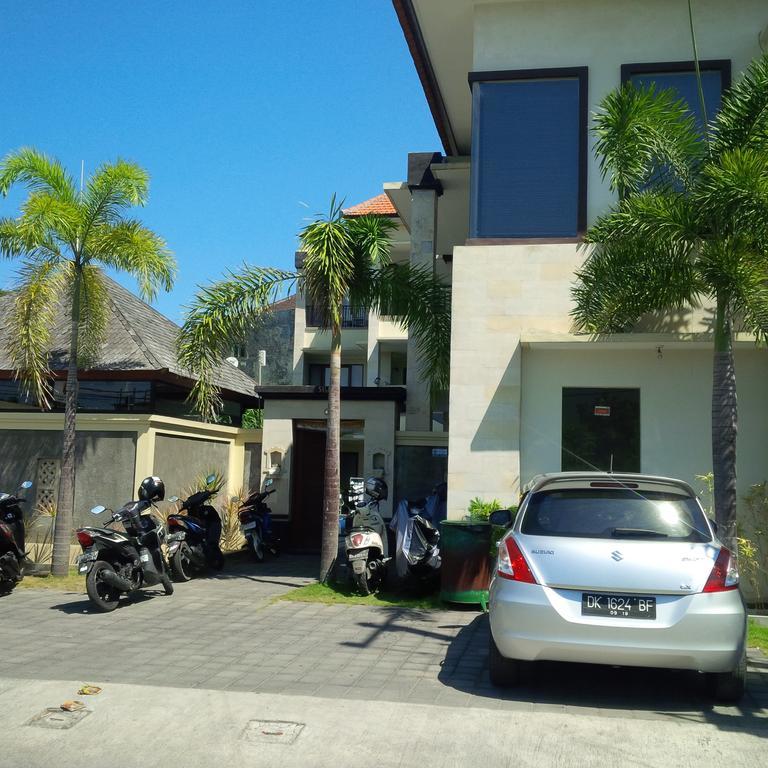 Suji Apartment Bali Room photo