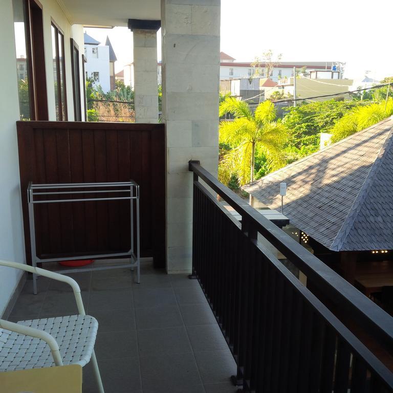 Suji Apartment Bali Room photo